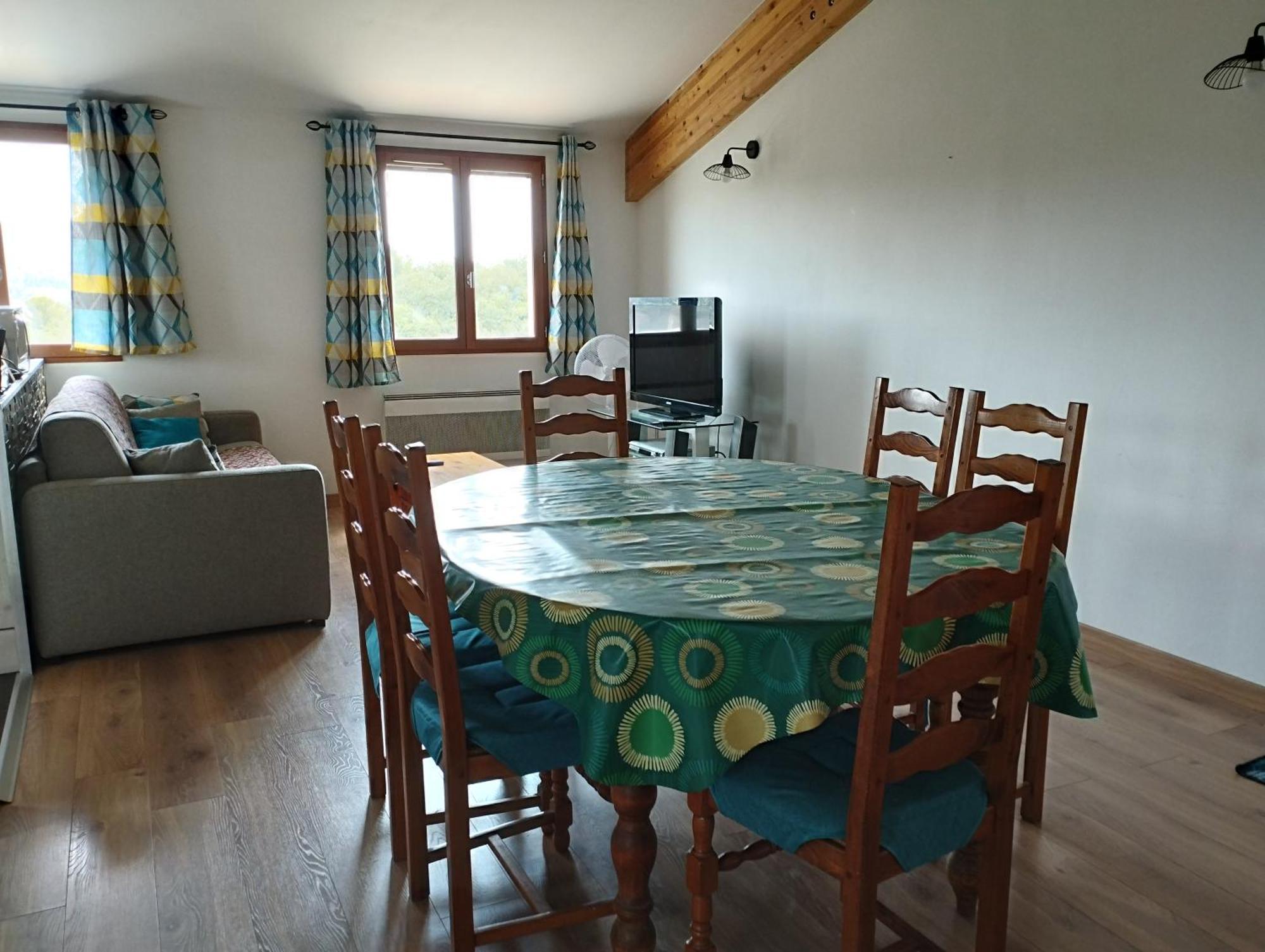 Entre Terre Et 3 Pieces Apartment Gattières